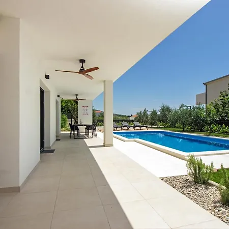 Family House 