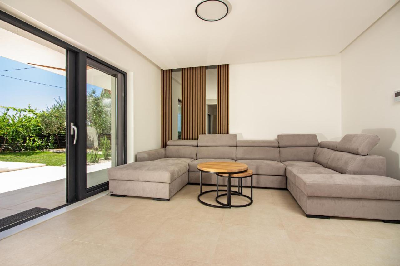 Family House 